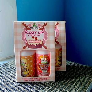 Hempz Cozy Up Limited Set Gooey Butter Cookie/Cherry Almond Shortbread (2 Sets)
